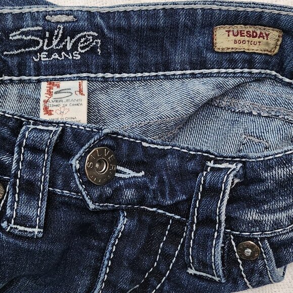 Tuesday Boot Cut Faded Blue Jeans - Picture 7 of 9